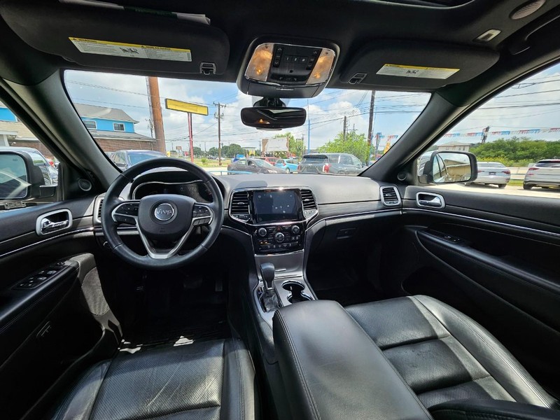 Jeep Grand Cherokee Vehicle Full-screen Gallery Image 10