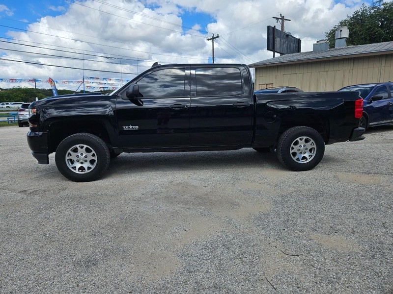 Chevrolet Silverado 1500 Vehicle Full-screen Gallery Image 11