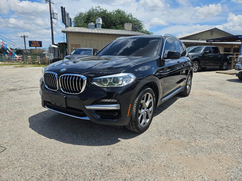 BMW X3 Vehicle Full-screen Gallery Image 2