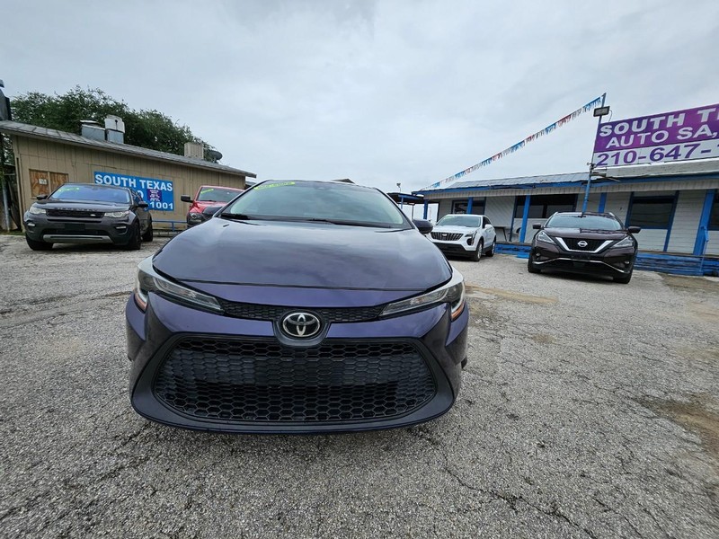 Toyota Corolla Vehicle Full-screen Gallery Image 2