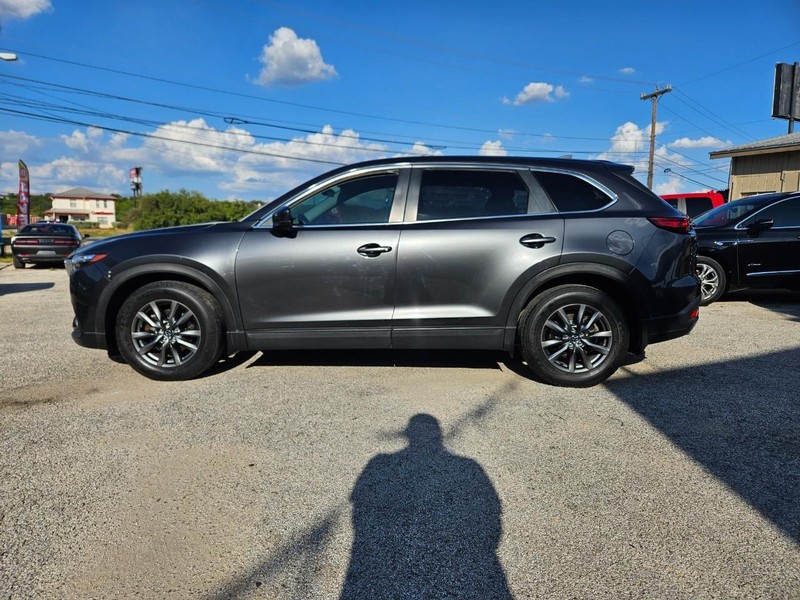 Mazda CX-9 Vehicle Full-screen Gallery Image 5