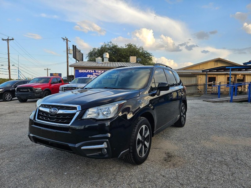 Subaru Forester Vehicle Full-screen Gallery Image 4