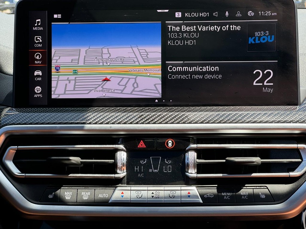 BMW X3 Vehicle Full-screen Gallery Image 14