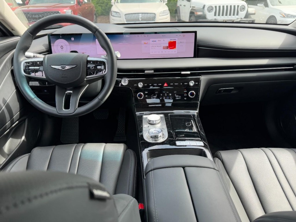 Genesis G80 Vehicle Full-screen Gallery Image 11