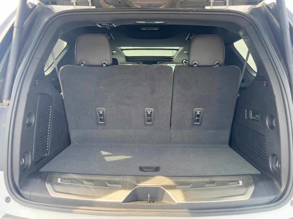 Chevrolet Tahoe Vehicle Full-screen Gallery Image 06