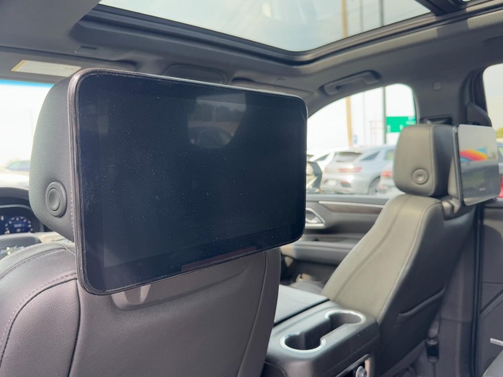 Chevrolet Tahoe Vehicle Full-screen Gallery Image 12