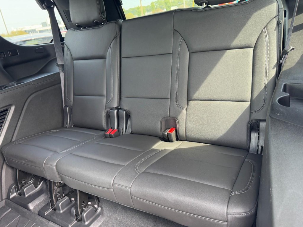 Chevrolet Tahoe Vehicle Full-screen Gallery Image 13