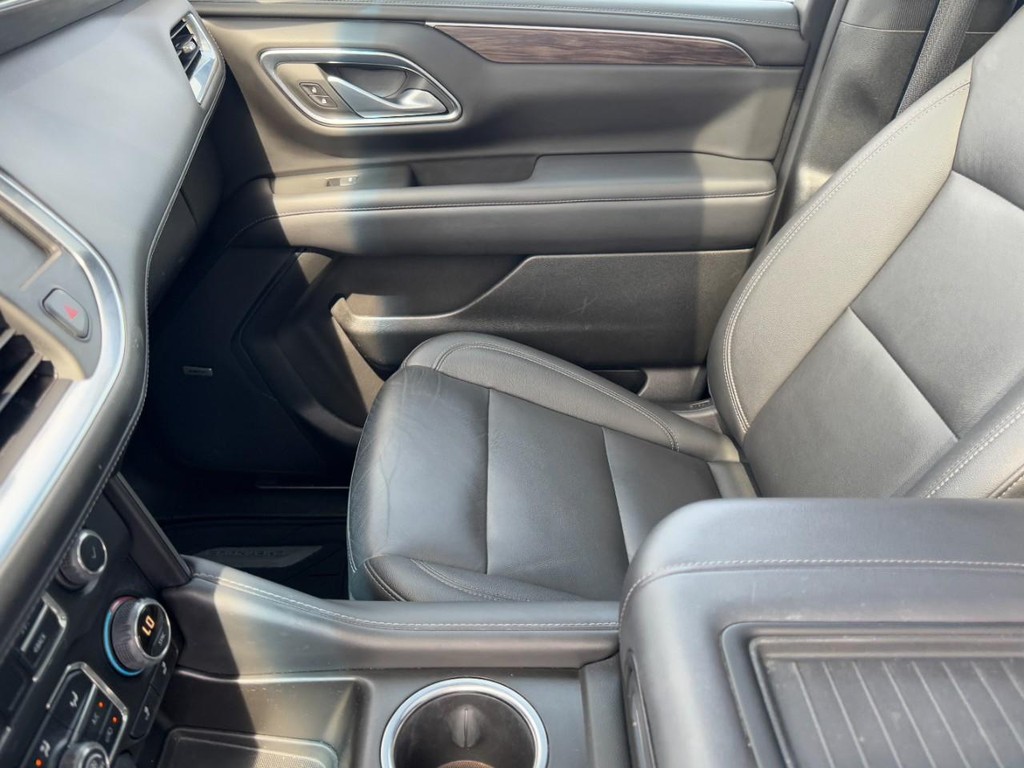 Chevrolet Tahoe Vehicle Full-screen Gallery Image 17