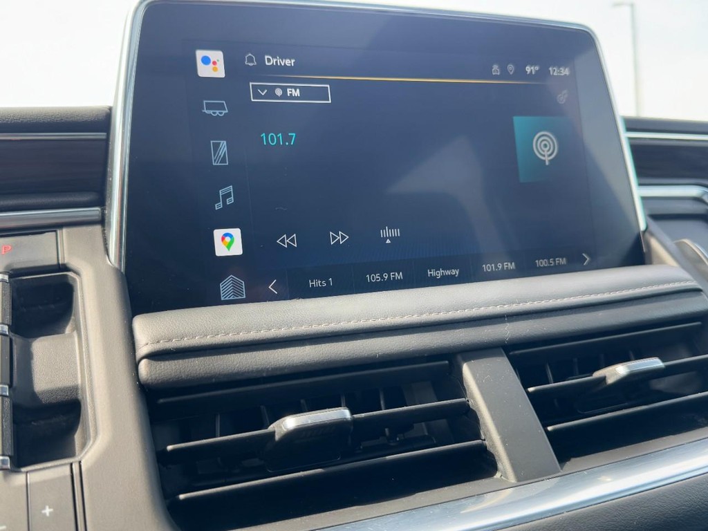 Chevrolet Tahoe Vehicle Full-screen Gallery Image 24