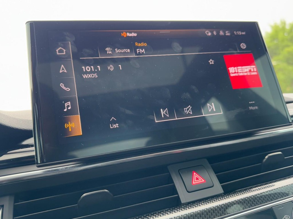 Audi S5 Sportback Vehicle Full-screen Gallery Image 23