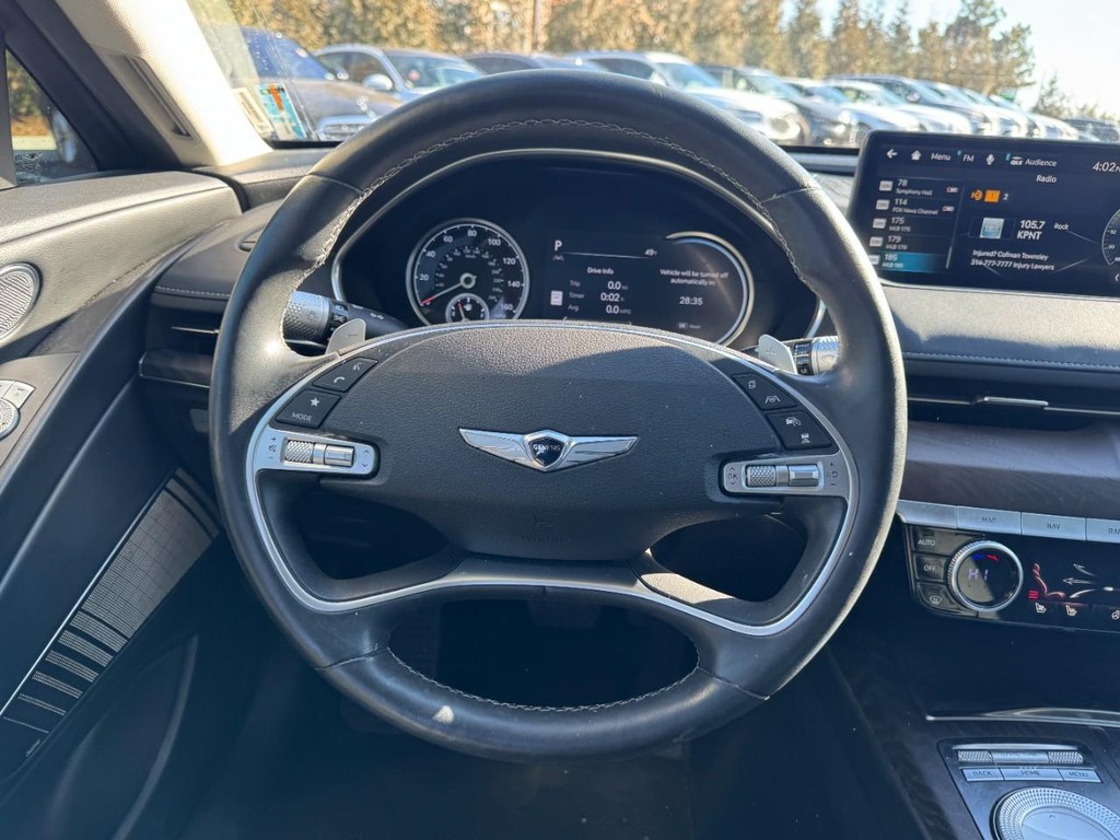 Genesis G80 Vehicle Full-screen Gallery Image 13