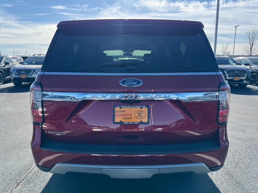 Ford Expedition Max Vehicle Full-screen Gallery Image 04