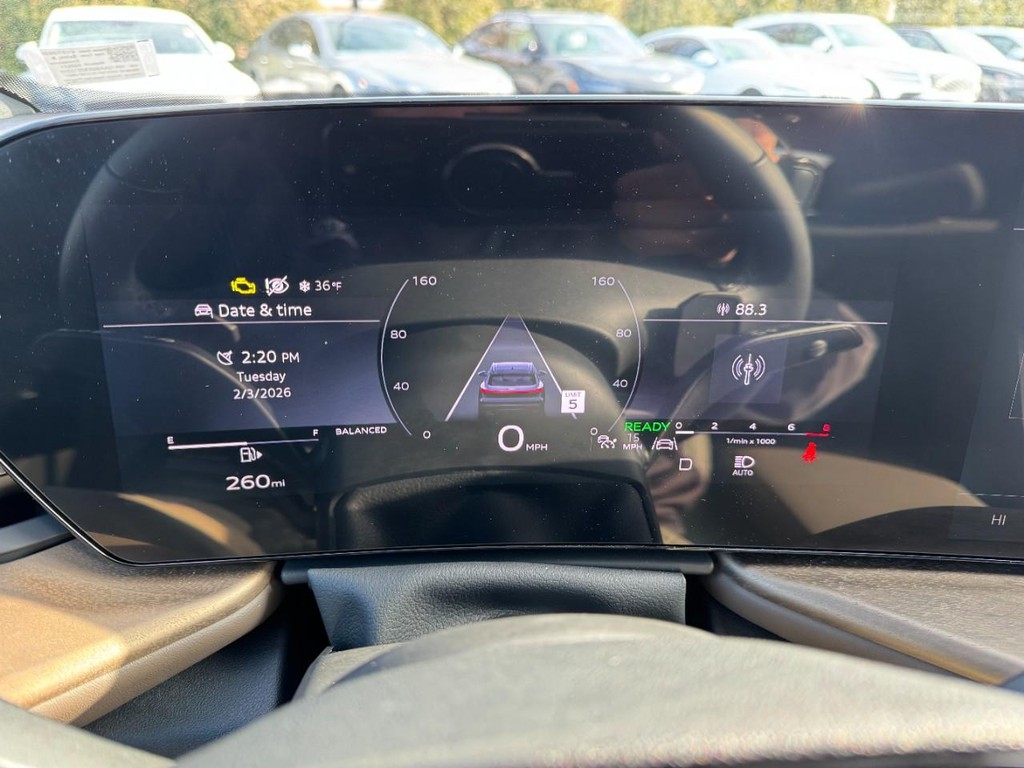 Audi Q5 Vehicle Full-screen Gallery Image 23