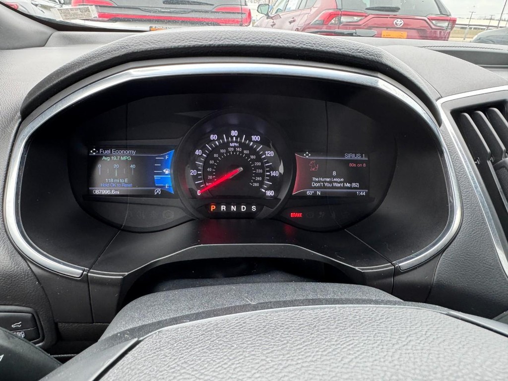 Ford Edge Vehicle Full-screen Gallery Image 24