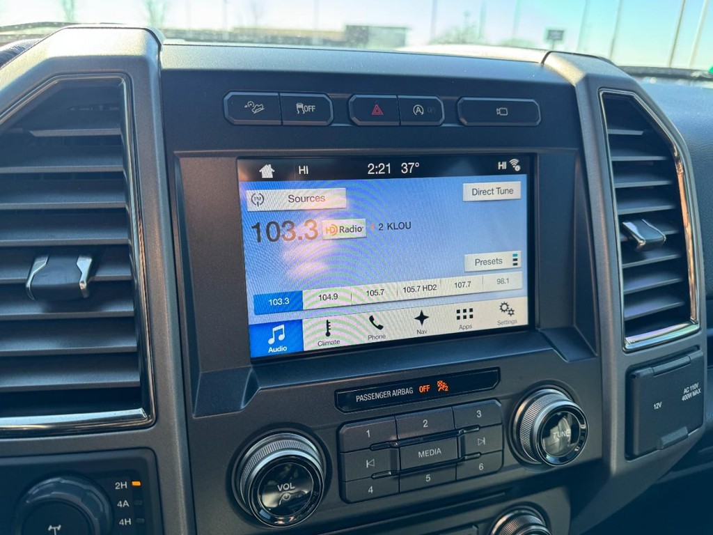 Ford F-150 Vehicle Full-screen Gallery Image 20