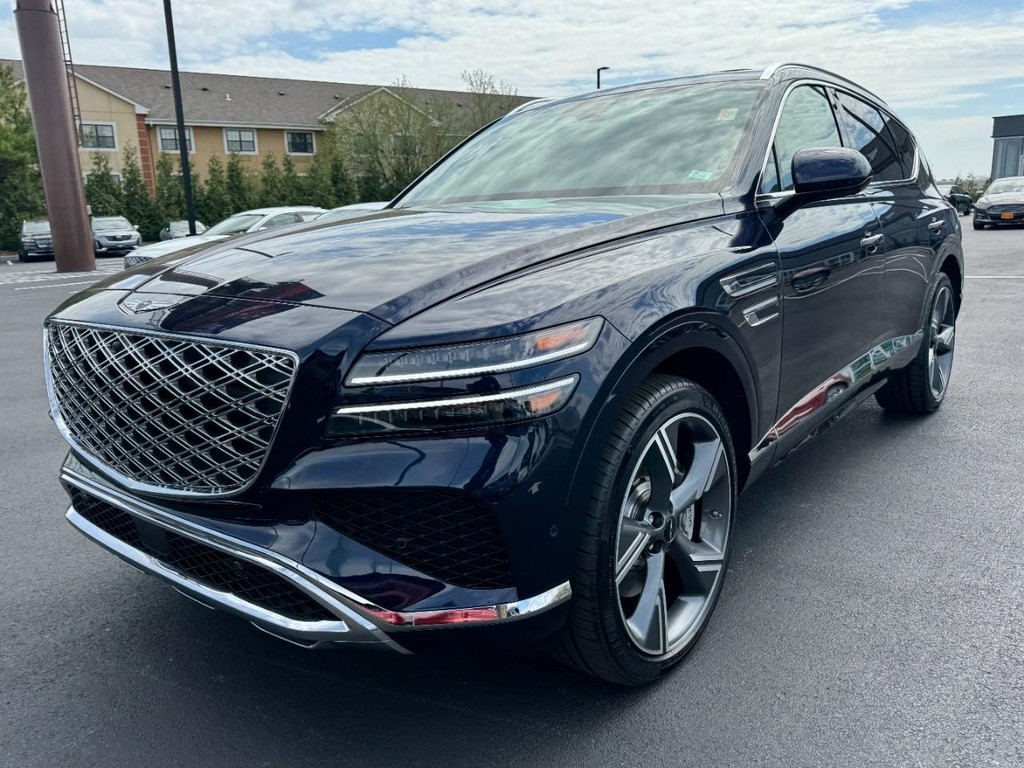 Genesis GV80 Vehicle Full-screen Gallery Image 08