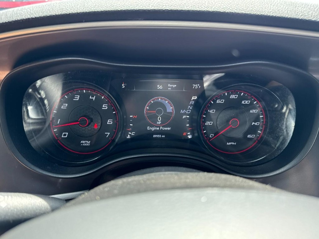 Dodge Charger Vehicle Full-screen Gallery Image 22