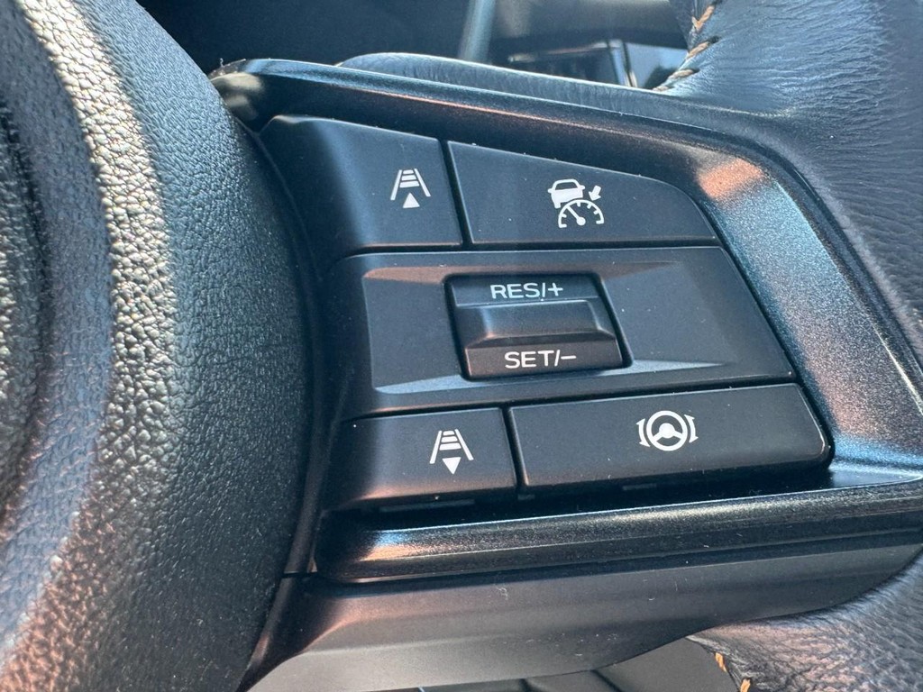 Subaru Outback Vehicle Full-screen Gallery Image 19