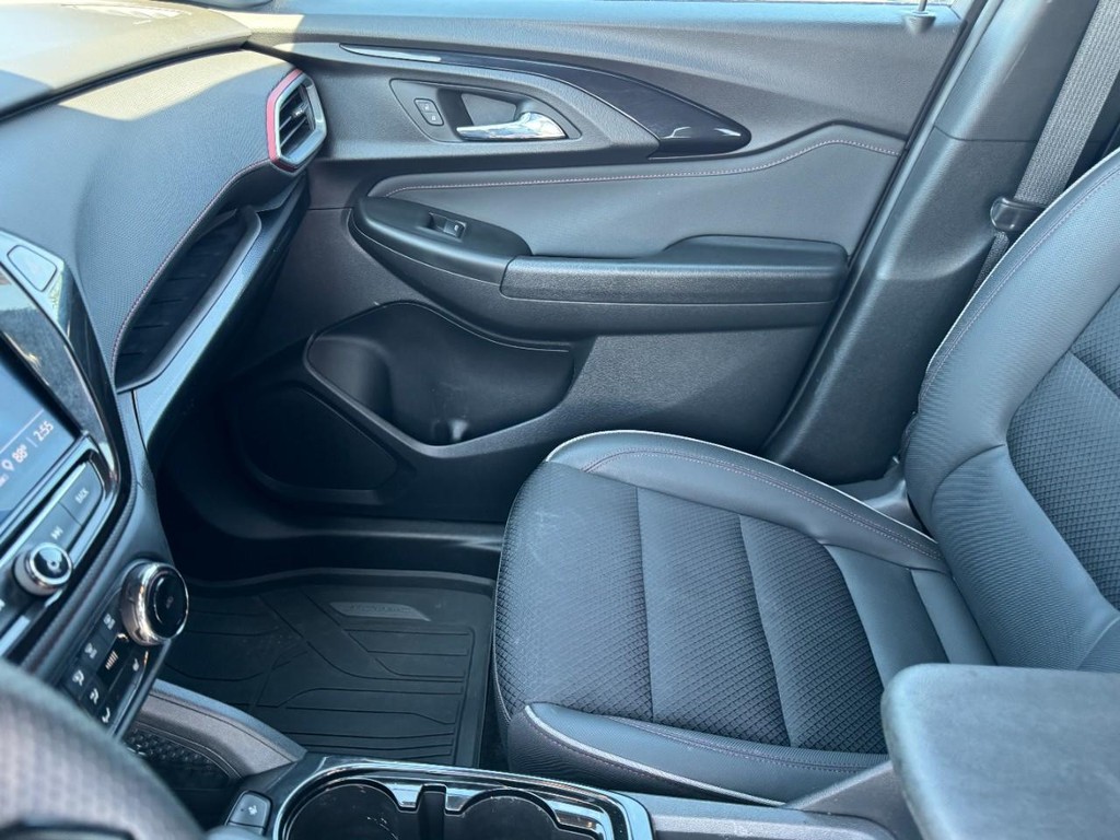 Chevrolet TrailBlazer Vehicle Full-screen Gallery Image 13