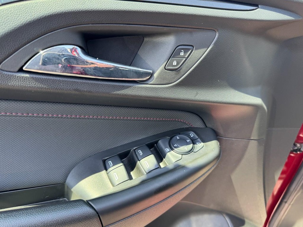 Chevrolet TrailBlazer Vehicle Full-screen Gallery Image 15
