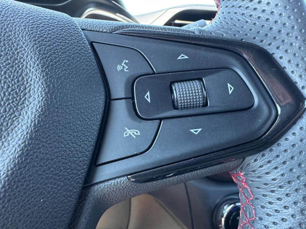 Chevrolet TrailBlazer Vehicle Full-screen Gallery Image 17