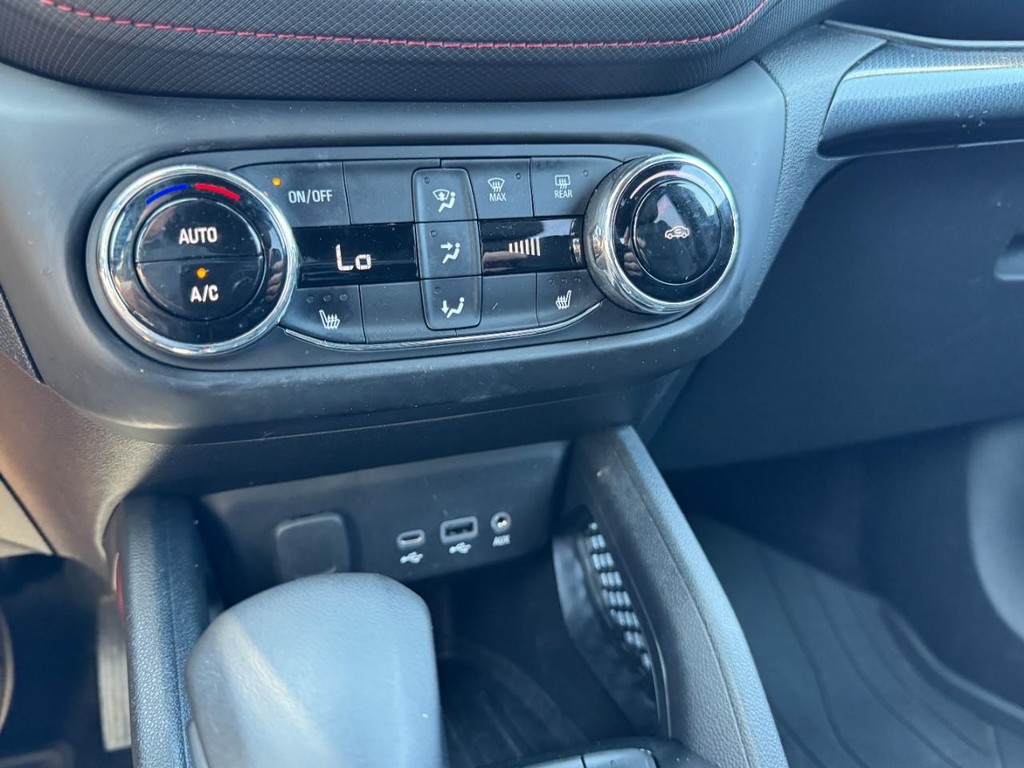 Chevrolet TrailBlazer Vehicle Full-screen Gallery Image 18