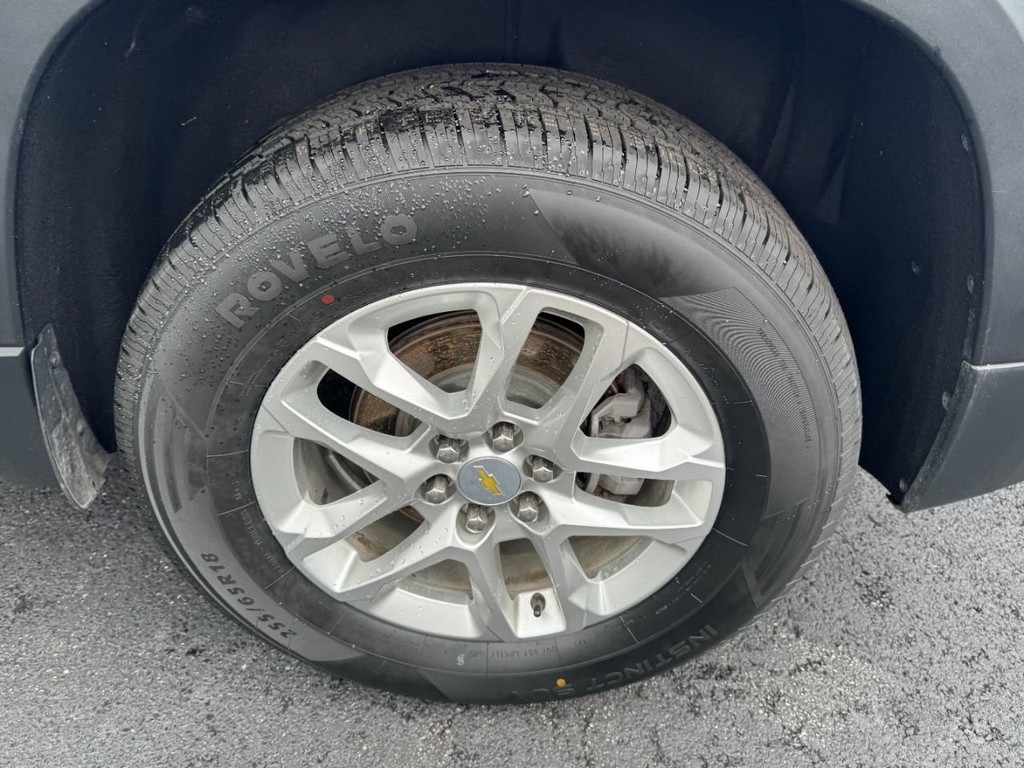 Chevrolet Traverse Vehicle Full-screen Gallery Image 07