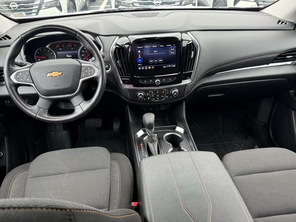 Chevrolet Traverse Vehicle Full-screen Gallery Image 13