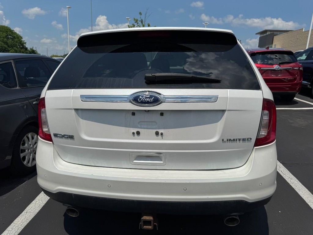 Ford Edge Vehicle Full-screen Gallery Image 04