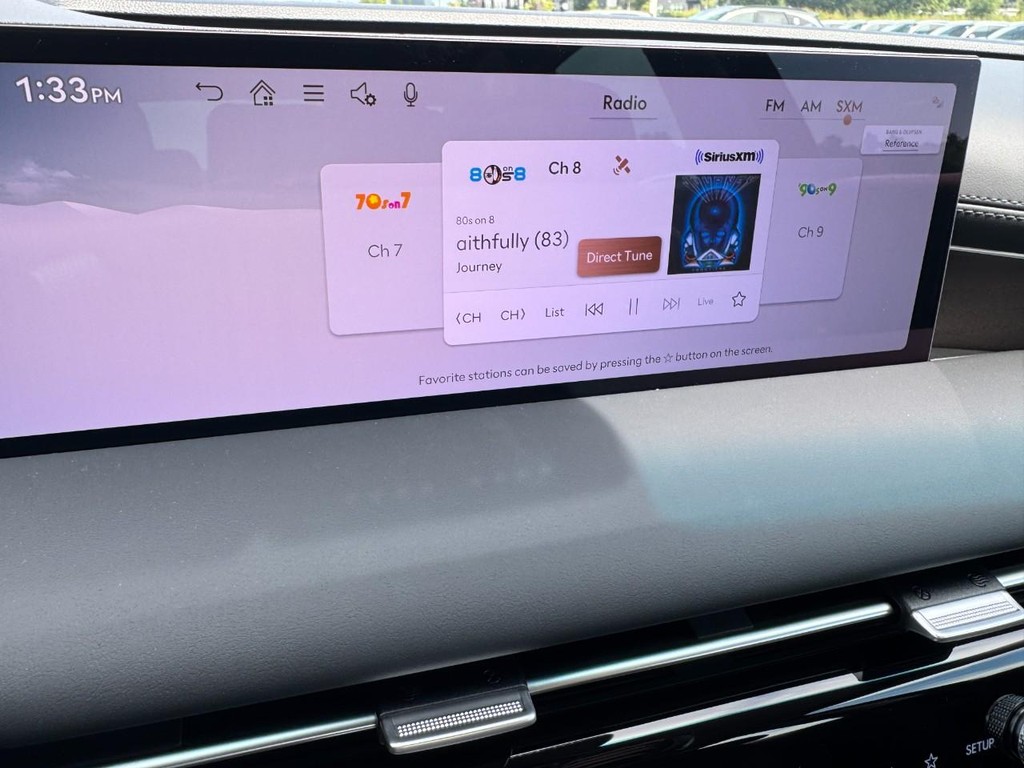 Genesis G80 Vehicle Full-screen Gallery Image 16