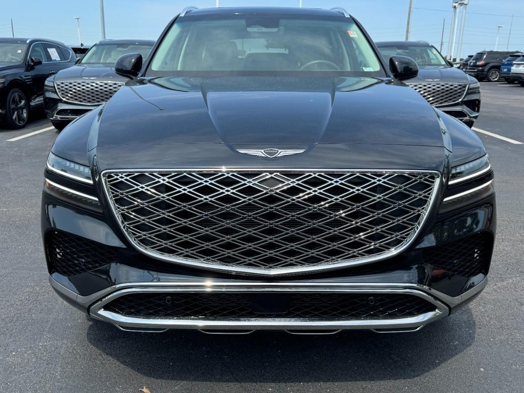 Genesis GV80 Vehicle Full-screen Gallery Image 09