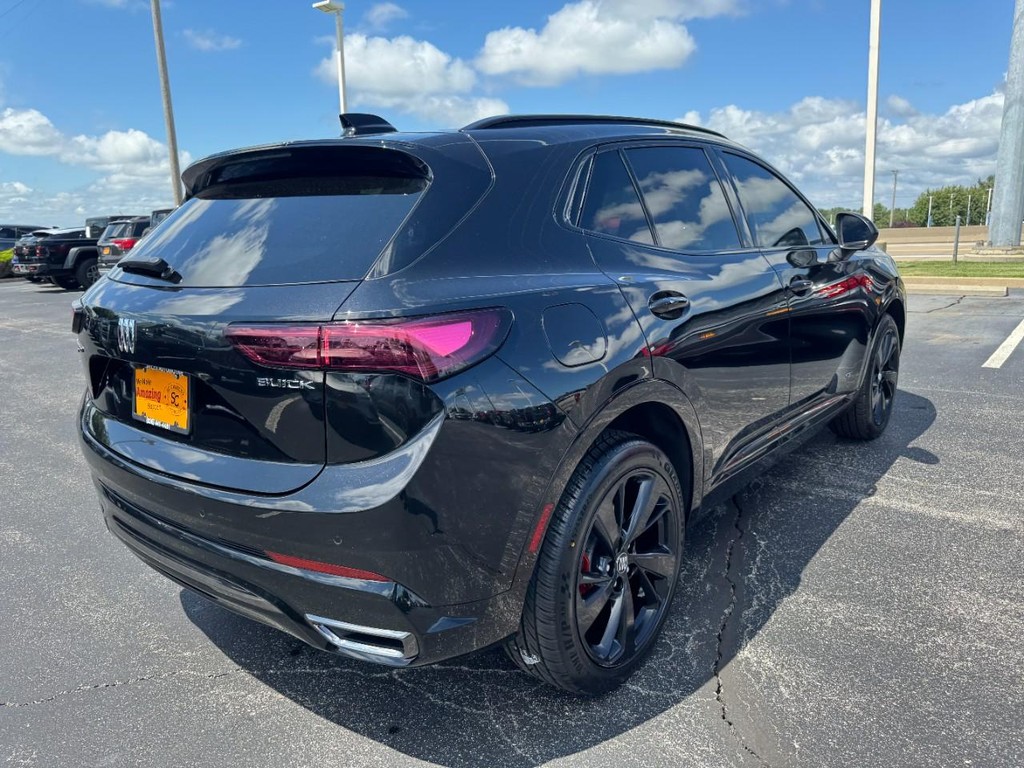 Buick Envision Vehicle Full-screen Gallery Image 03