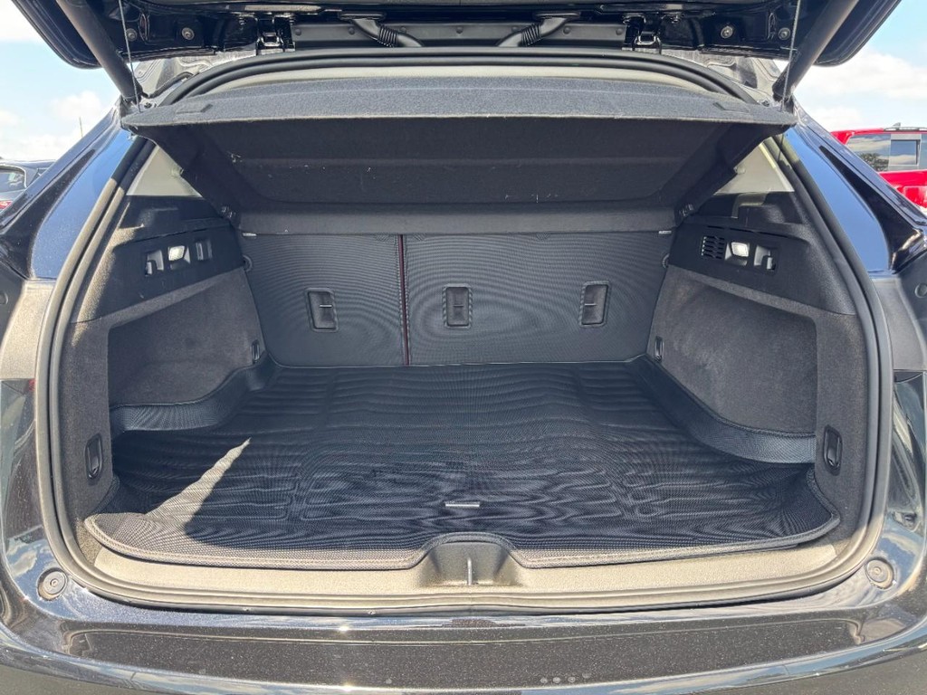 Buick Envision Vehicle Full-screen Gallery Image 06