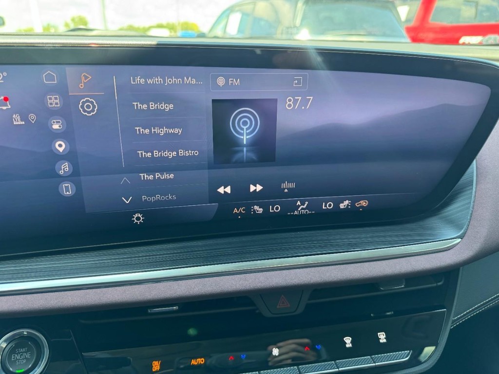 Buick Envision Vehicle Full-screen Gallery Image 20