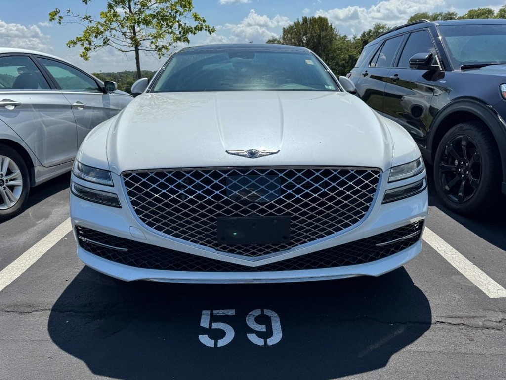 Genesis G80 Vehicle Full-screen Gallery Image 02