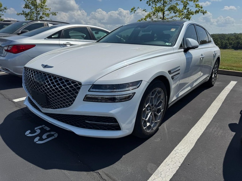 Genesis G80 Vehicle Full-screen Gallery Image 03