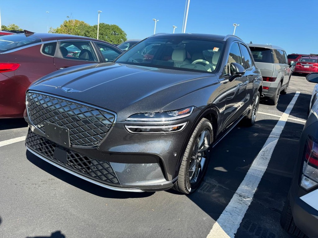 Genesis Electrified GV70 Vehicle Full-screen Gallery Image 03