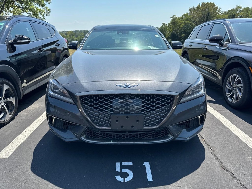 Genesis G80 Vehicle Full-screen Gallery Image 02