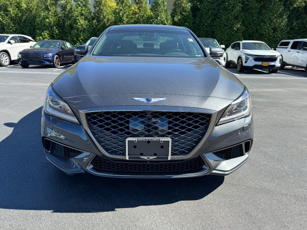 Genesis G80 Vehicle Full-screen Gallery Image 09