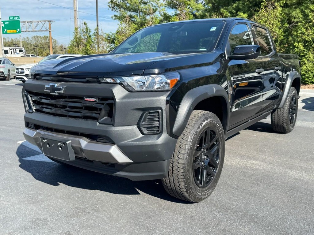 Chevrolet Colorado Vehicle Full-screen Gallery Image 08