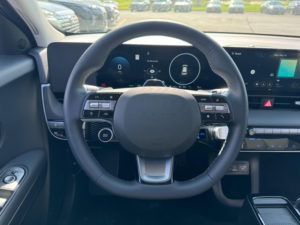 Hyundai IONIQ 5 Vehicle Full-screen Gallery Image 07