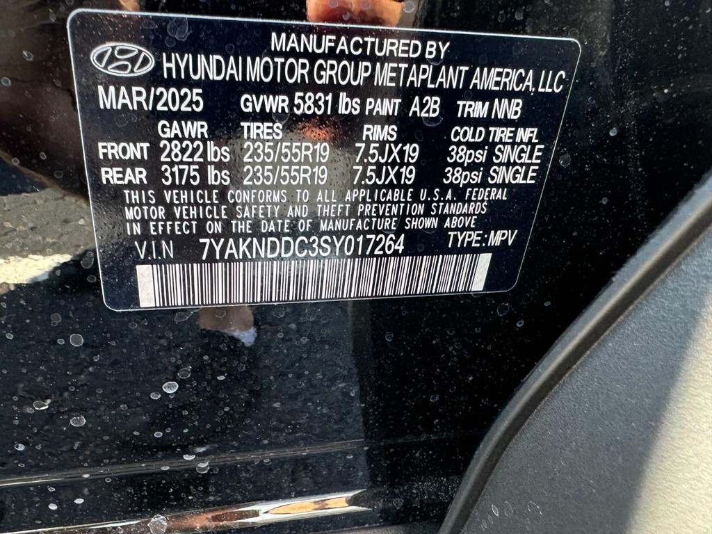 Hyundai IONIQ 5 Vehicle Full-screen Gallery Image 14