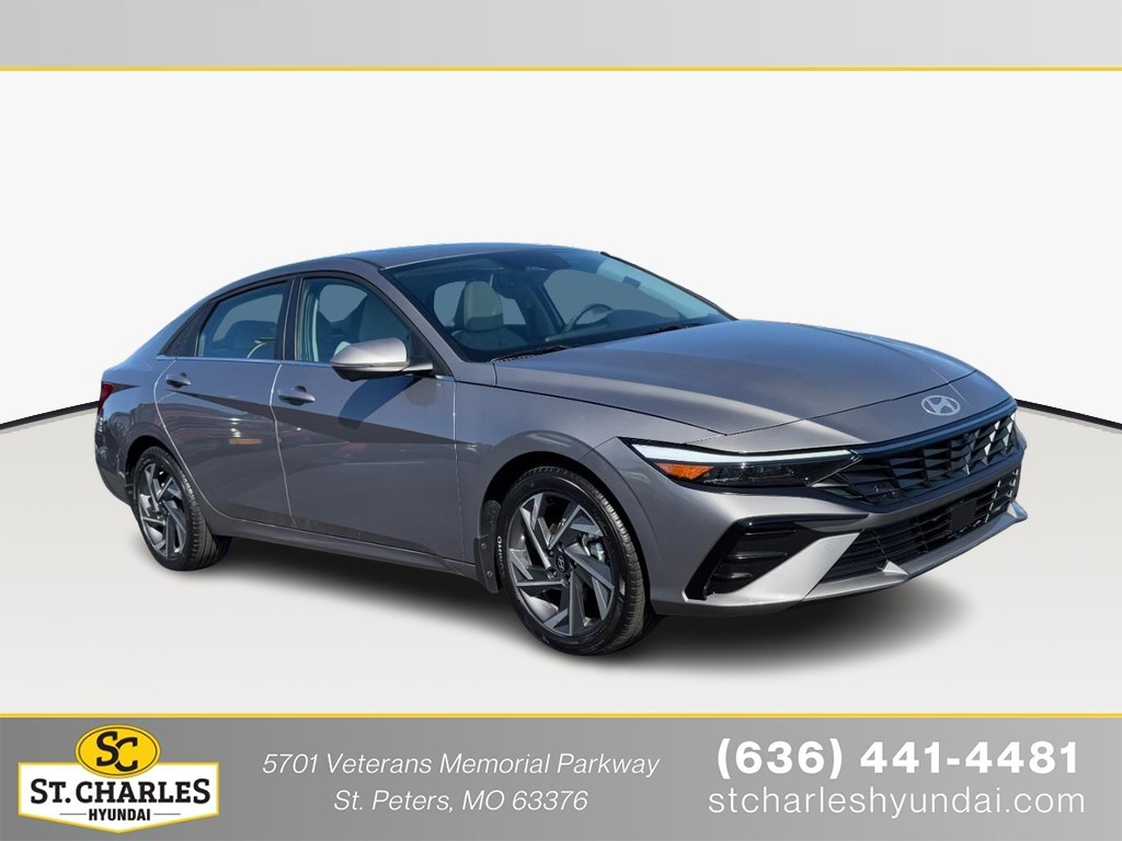 Hyundai Elantra Vehicle Full-screen Gallery Image 01