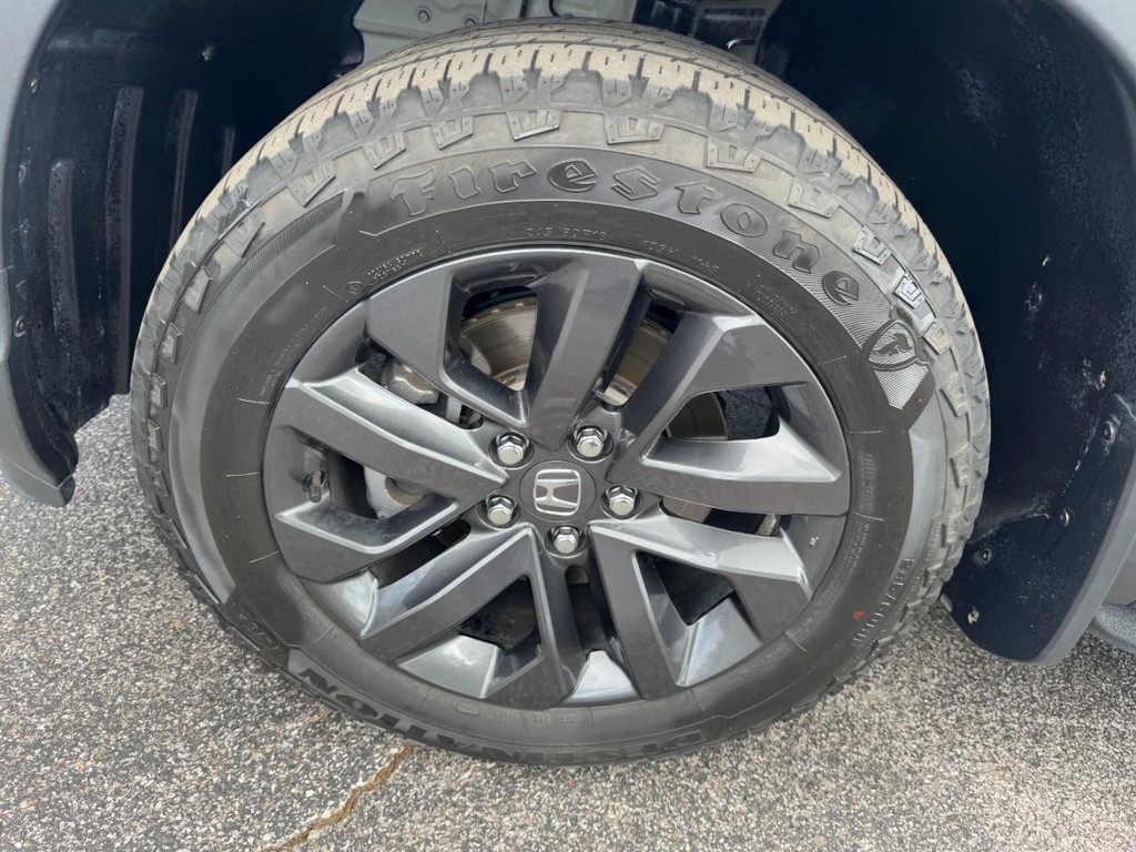 Honda Ridgeline Vehicle Full-screen Gallery Image 07