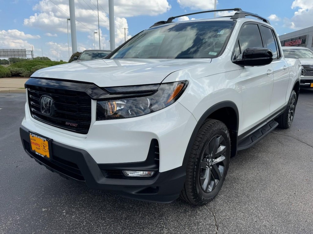 Honda Ridgeline Vehicle Full-screen Gallery Image 08