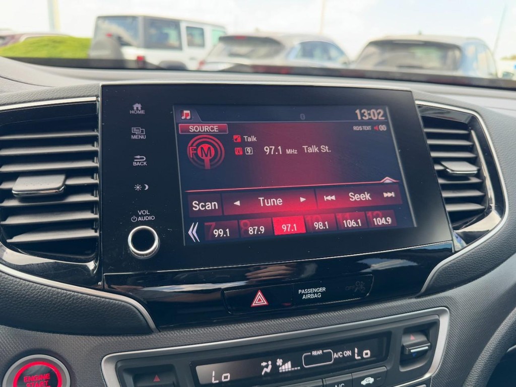 Honda Ridgeline Vehicle Full-screen Gallery Image 20