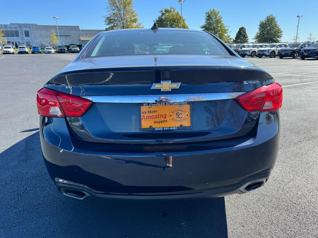 Chevrolet Impala Vehicle Full-screen Gallery Image 04