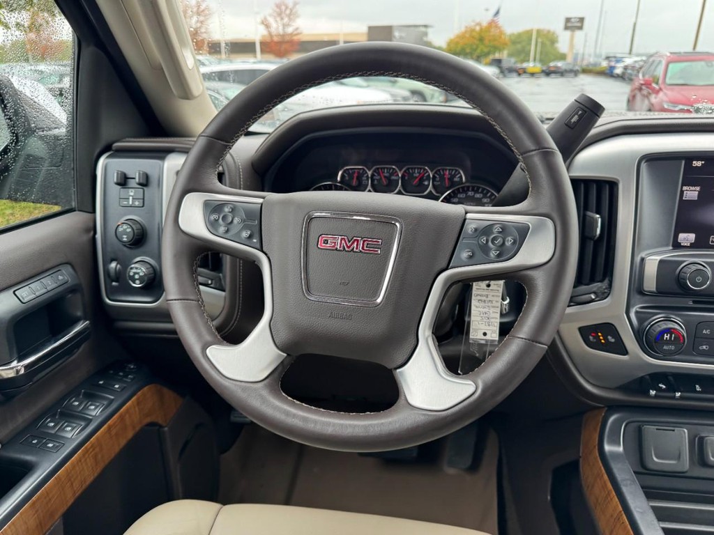 GMC Sierra 2500HD Vehicle Full-screen Gallery Image 12