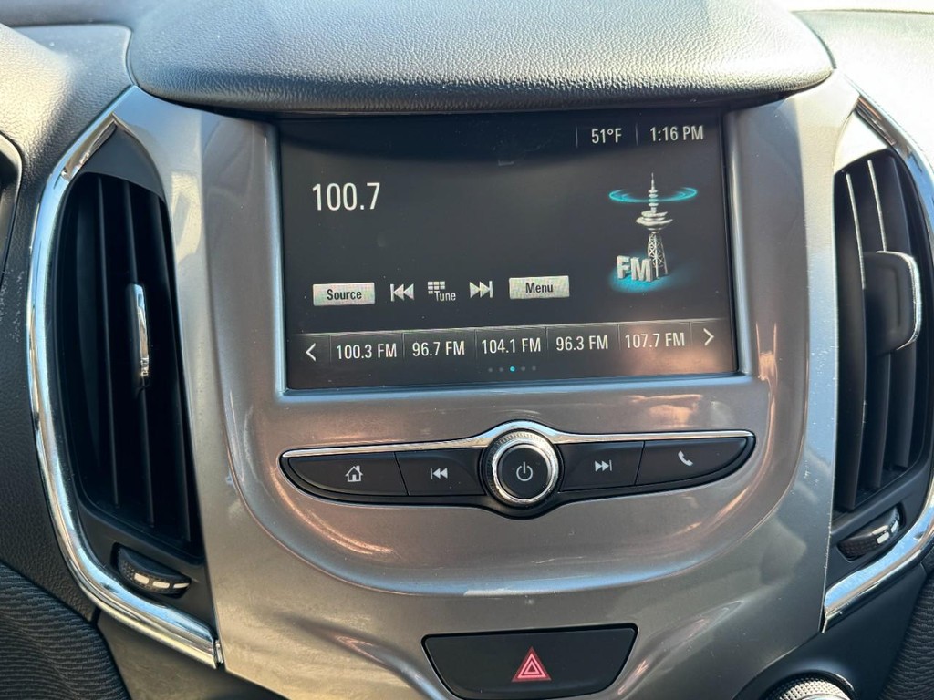 Chevrolet Cruze Vehicle Full-screen Gallery Image 20