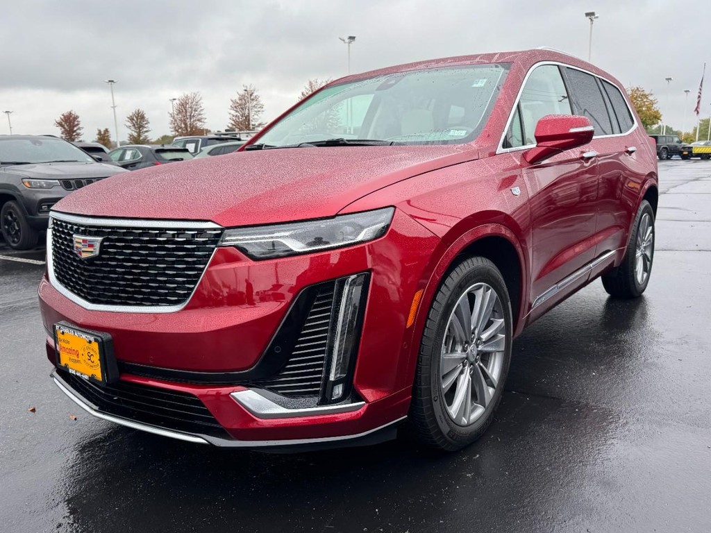 Cadillac XT6 Vehicle Full-screen Gallery Image 08